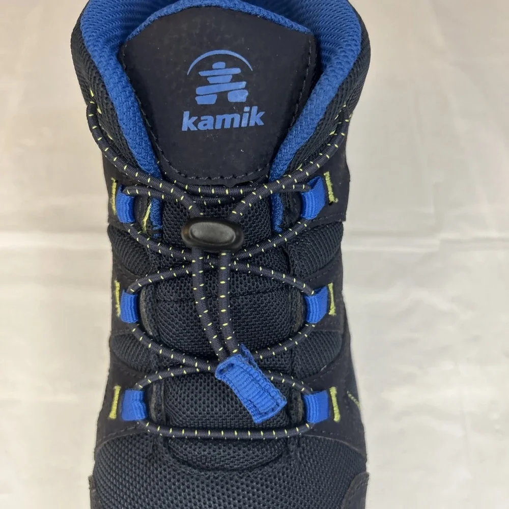 KAMIK Unisex Hiking Shoes Canadian Outdoor Athletic Waterproof ToggleLace W6 NEW